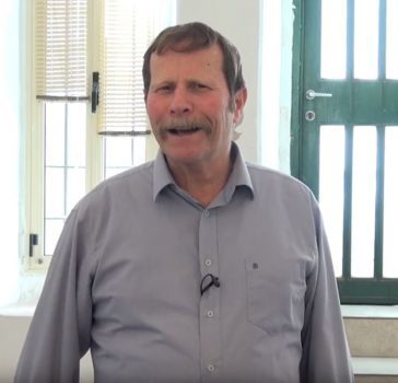 מנהיג גדול צריך לדעת מתי לזוז הצידה