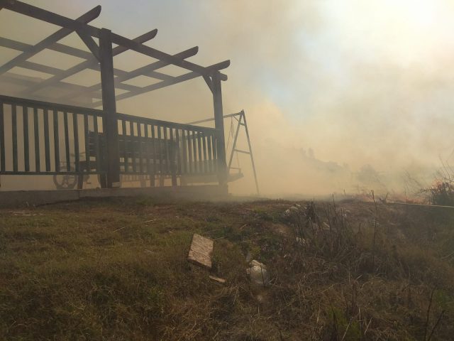 שריפה יצהר אוגוסט 6 צילום: רפאל ליבור