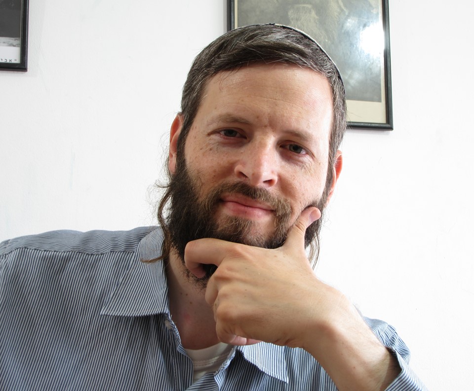 10 תשובות ל- 10 טענות דמגוגיות בענייני צניעות