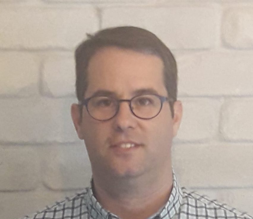 השעה המורכבת מזמנת אותנו לצלול אל הספרים