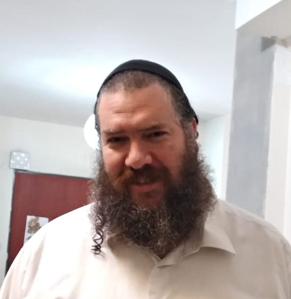 מעקה של אמונה: מה קורה עם הערכים שלנו?