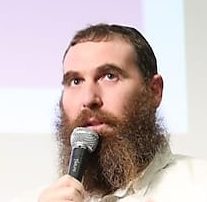 חודש אב: מה הקשר בין חורבן לאהבה?