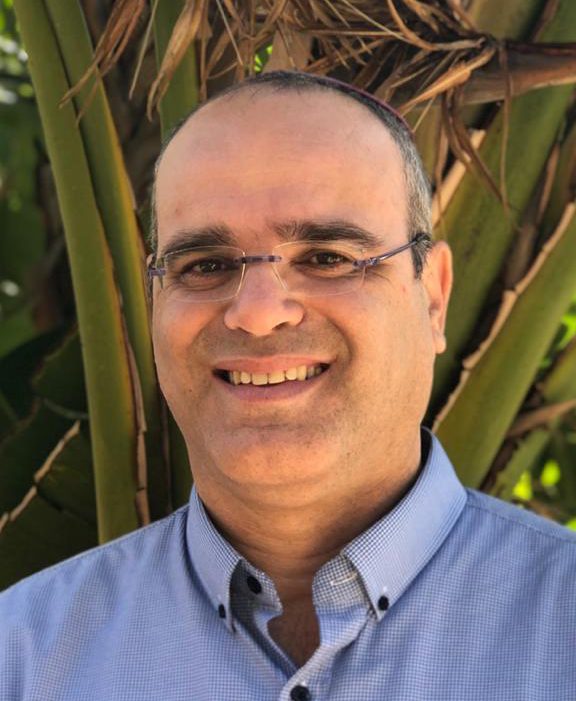 איך מחזירים את בני הנוער מהמסך אל המציאות?