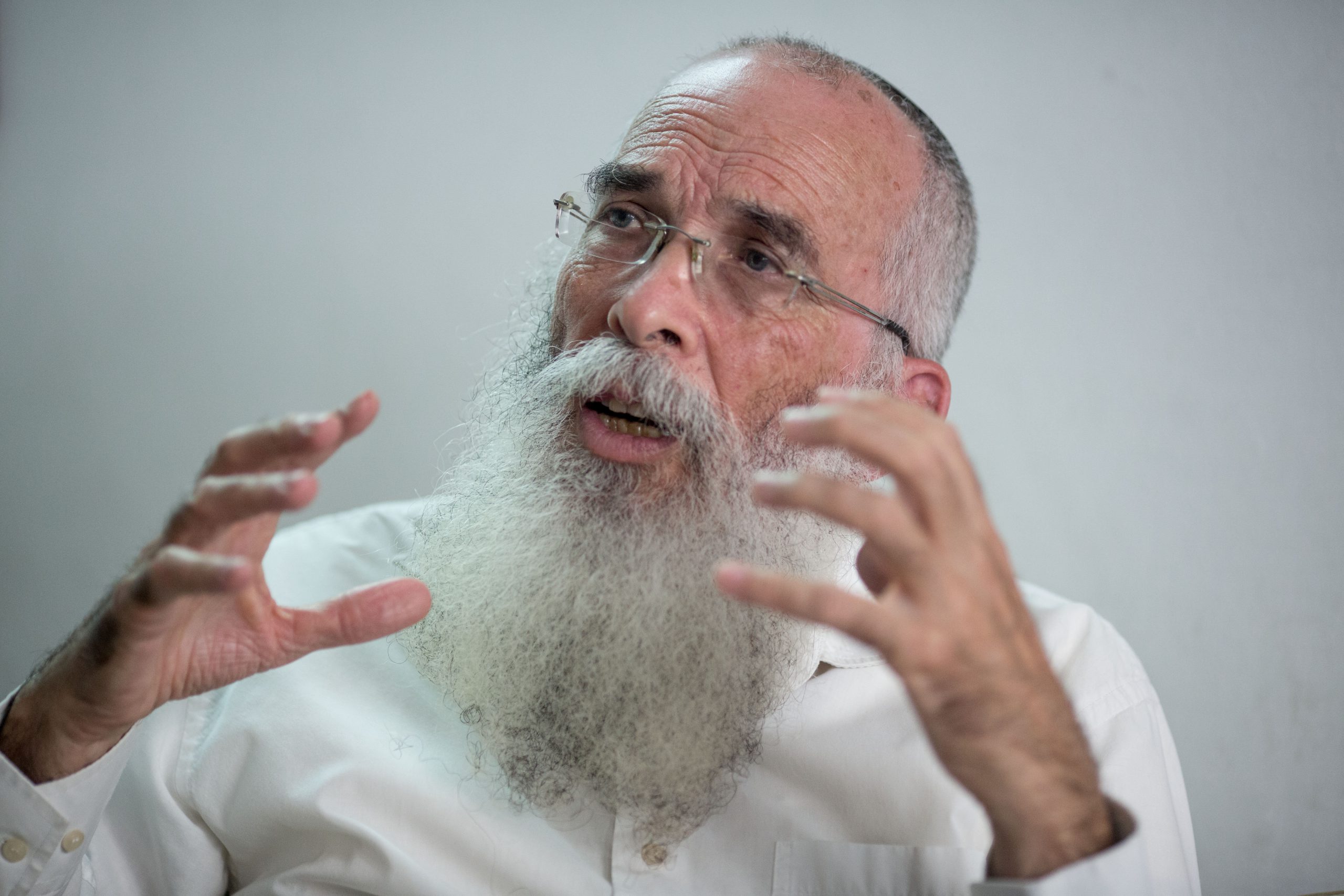 עולם המשפט: ריקנות ובוגדנות לטובתו של היחיד