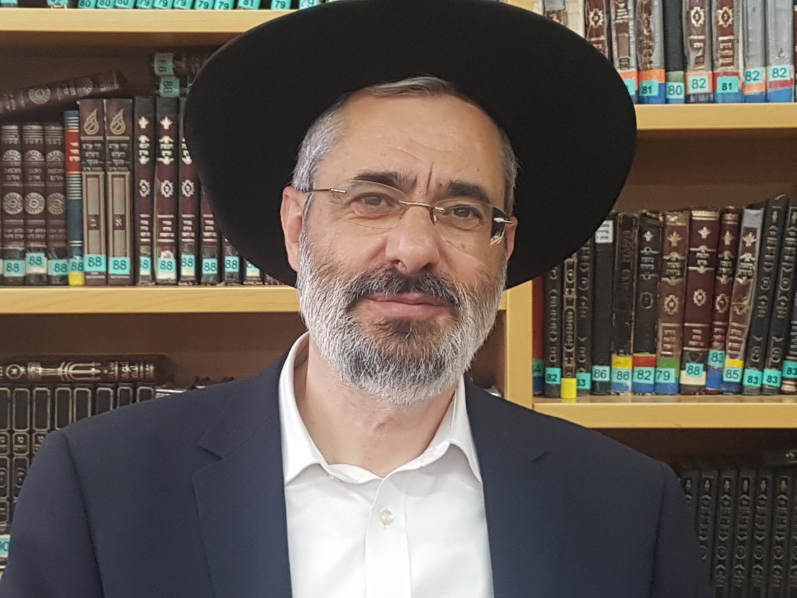 לרגל יום פטירתו: בין הרמב"ם לבעלי התוספות