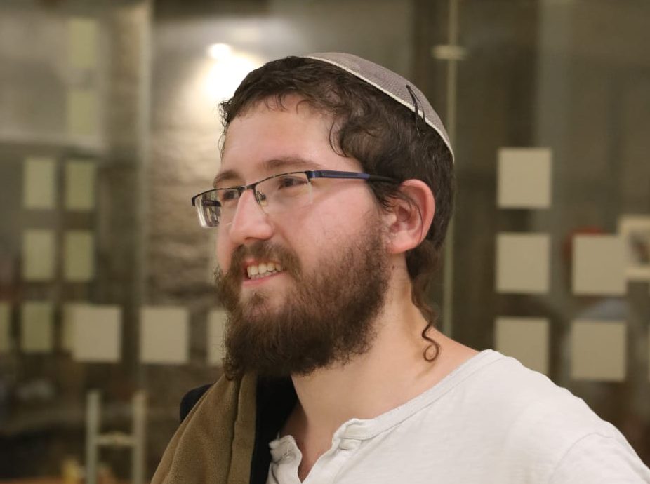 אינטרסים כבדים באצטלה של ניקיון כפיים וקידוש ה'