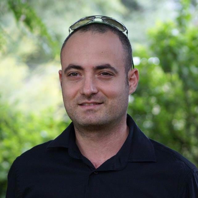 משה רבנו מתמודד והמערכת כמרקחה