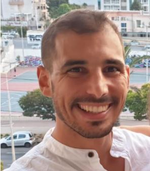 אל תטעו; זו לא חגית משה, זו המפלגה