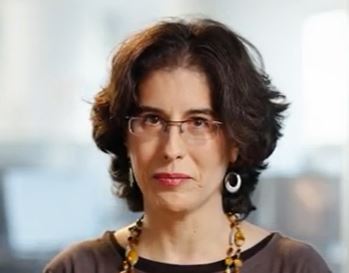 למה ג'ו עמר שר דווקא את 'מעוז צור' האשכנזי?