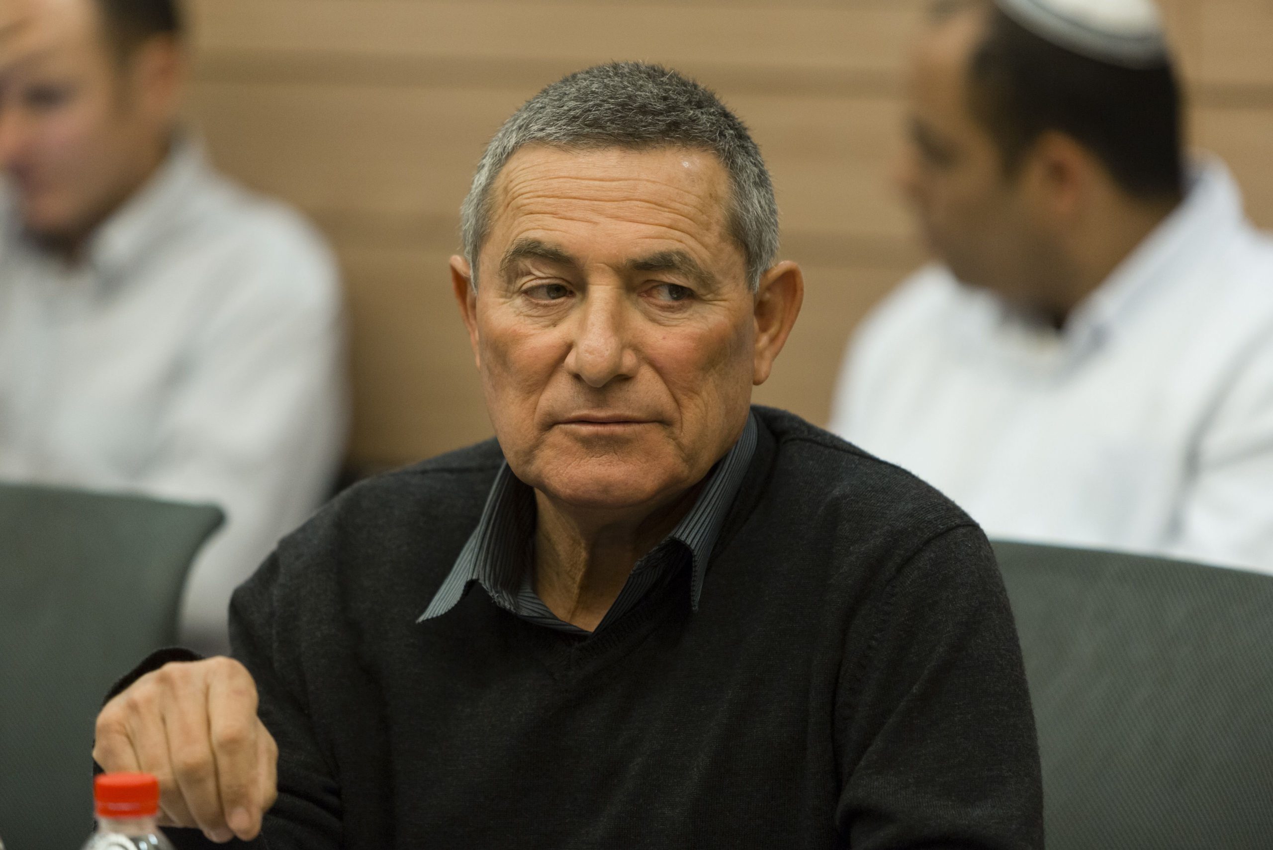 אחי ערן. מחבק אותך כמו בתמונה על חוף פלמחים