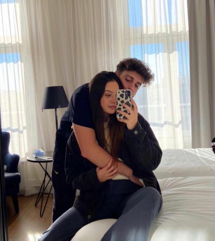 איתי רומנו עם בת הזוג נועה לזר ז"ל