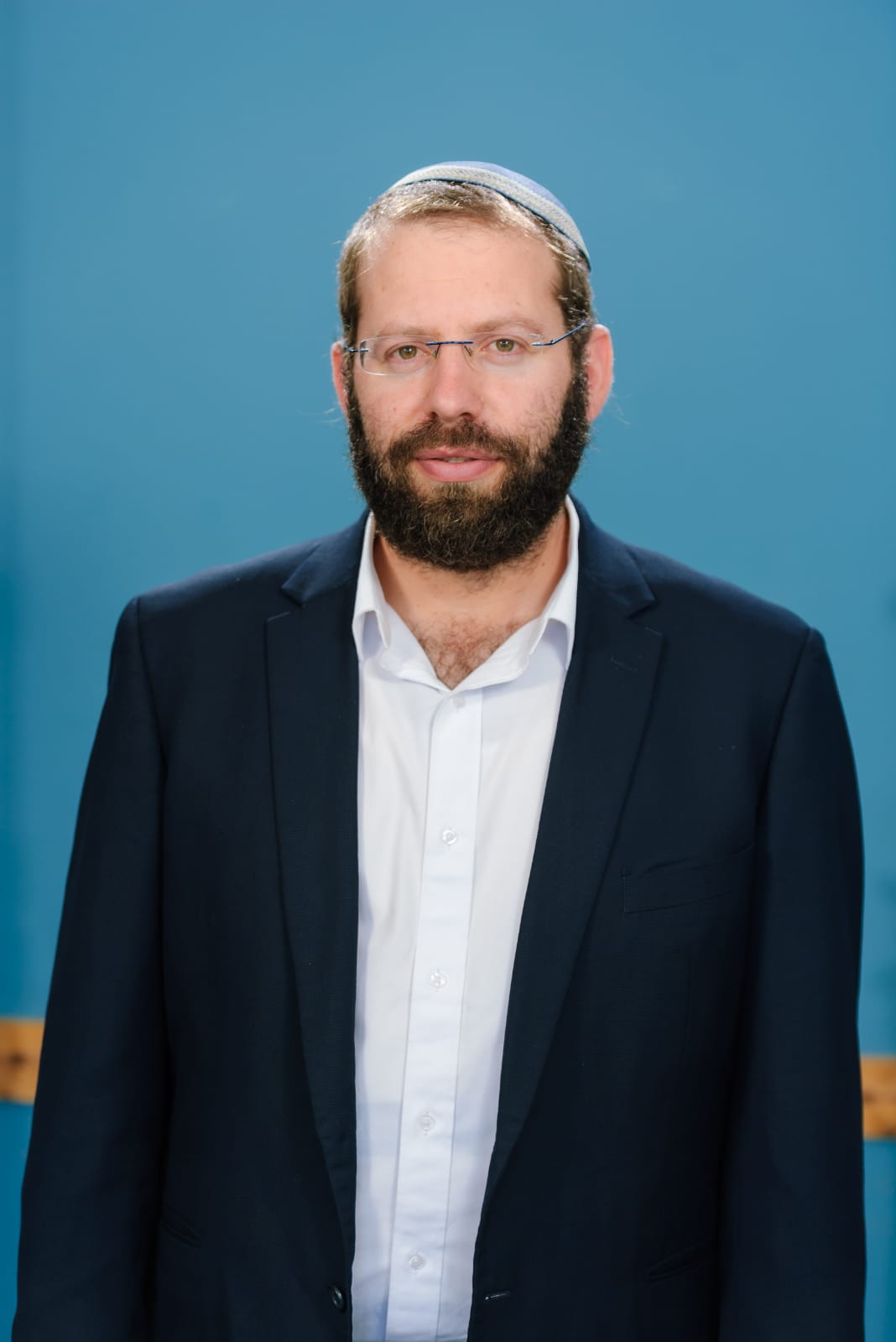 הכהן מחוייב לטפל בקרוביו – מה לומדים מכך על החיים?