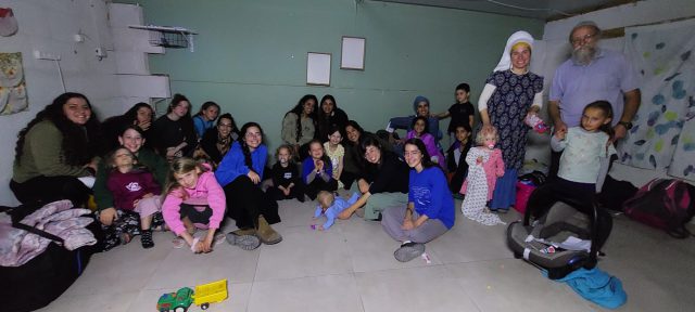 משפחות חזרו ליישוב אביתר אחרי הפיגוע 