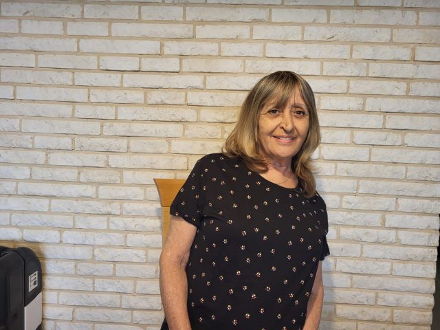 מזל חייבת את עזרתכם על מנת להמשיך לחיות