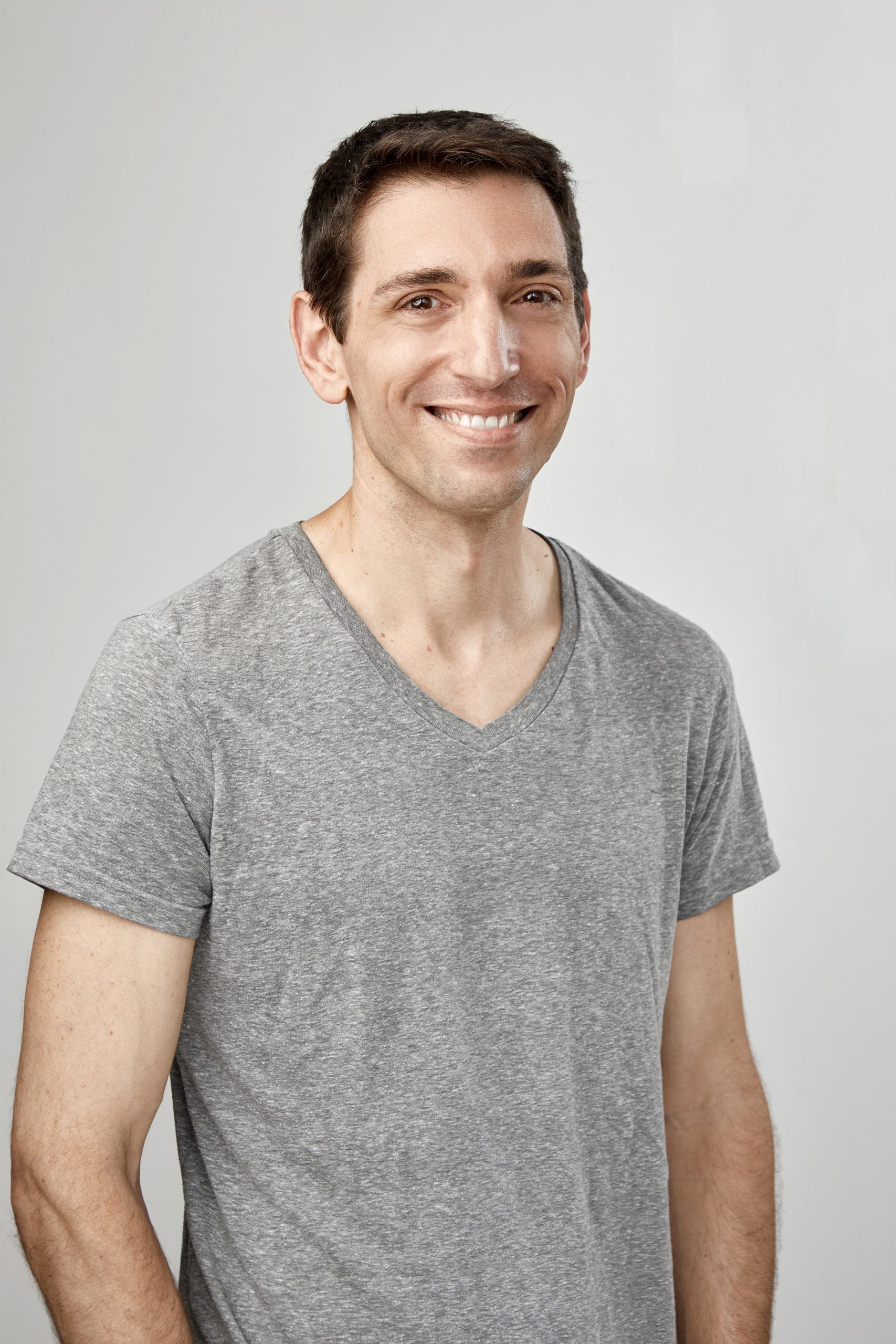 אתגרים מסוכנים ופייק ניוז: הורים נגד ויראליות במלחמה