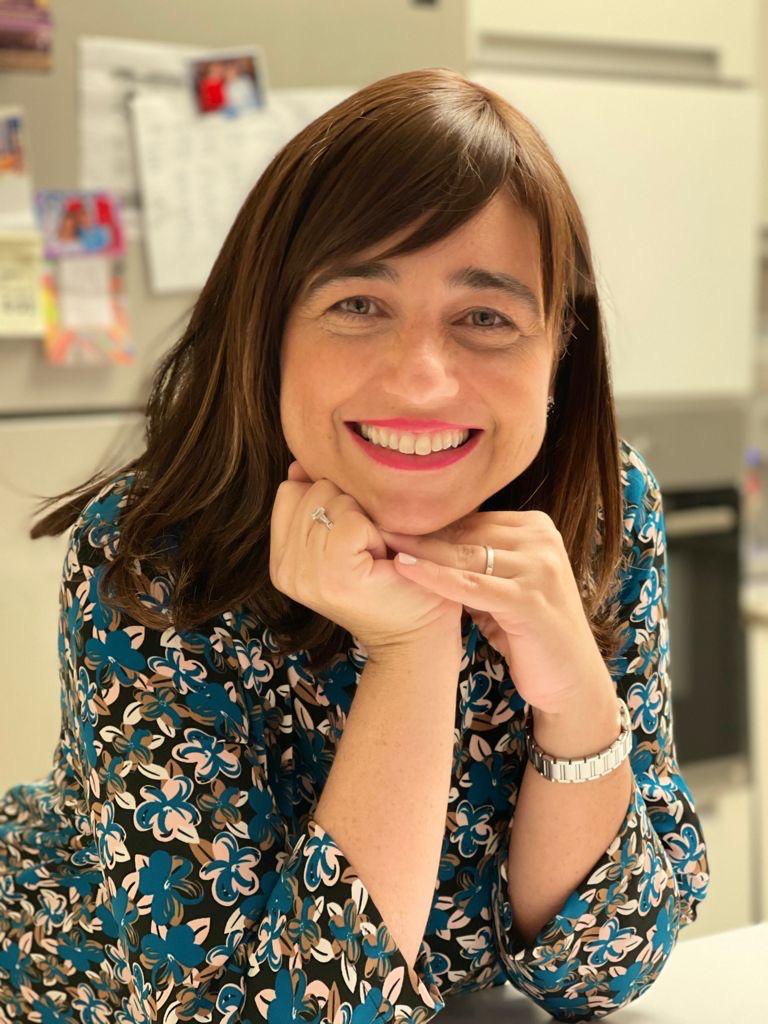 בתחבולות תצילי את עמך: מיומנויות התקשורת של אסתר המלכה