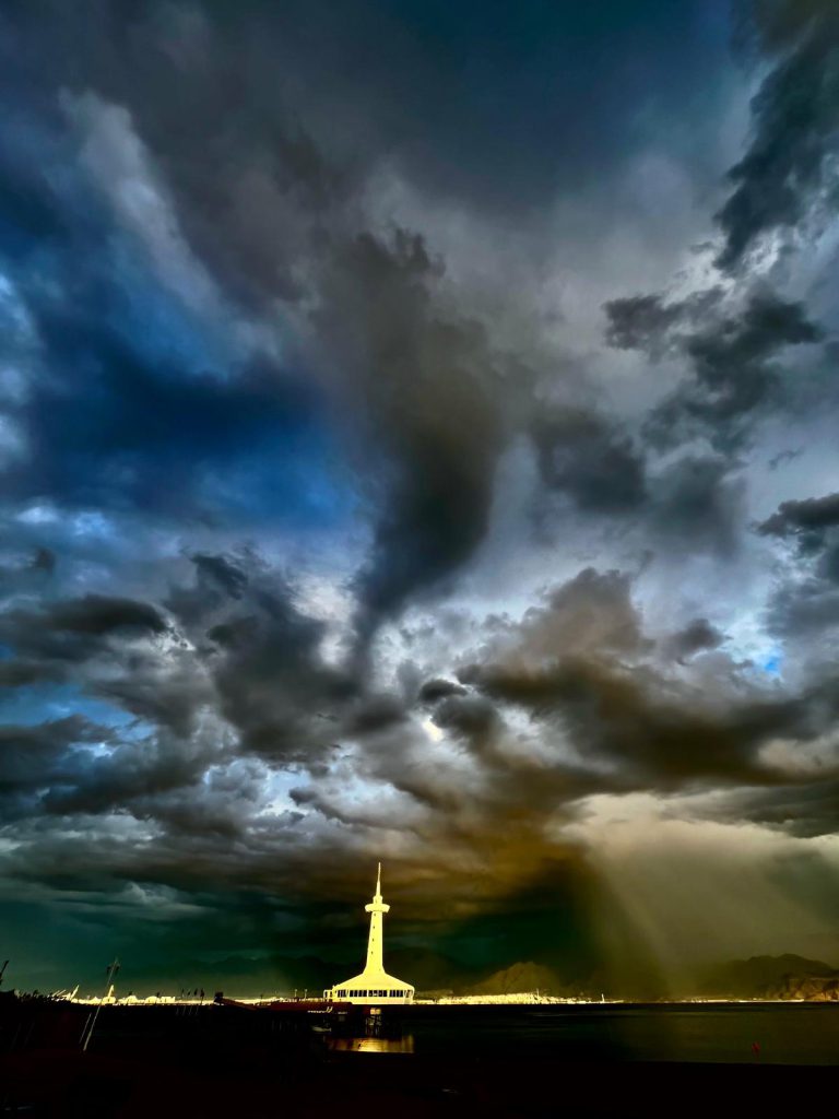 מדהים: כשסופת